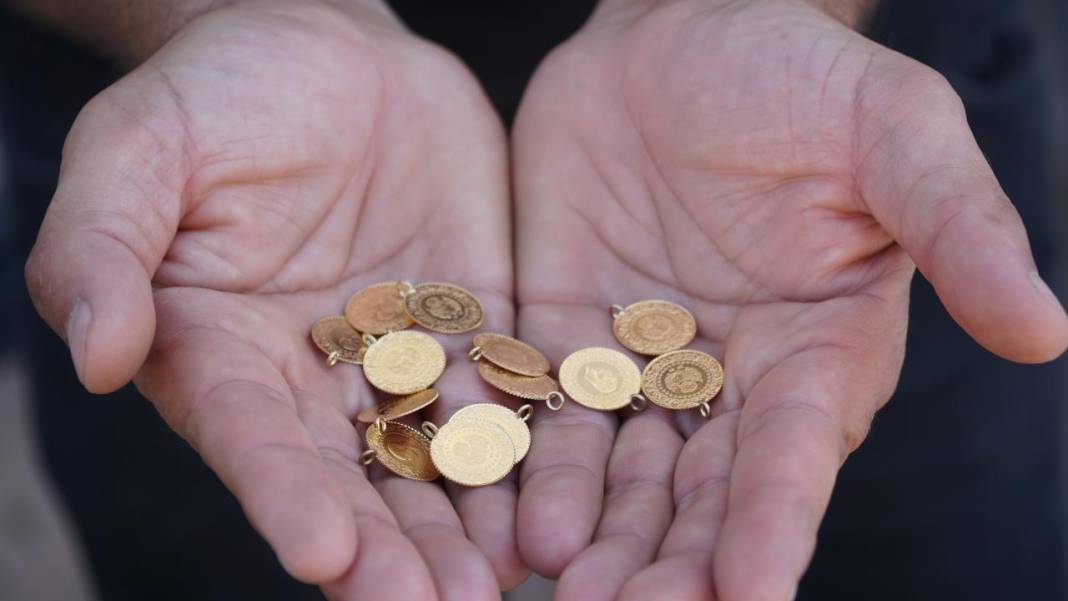 Altında ibre yine aşağı yönlü! İşte bugün Konya’daki çeyrek ve gram rakamları 6